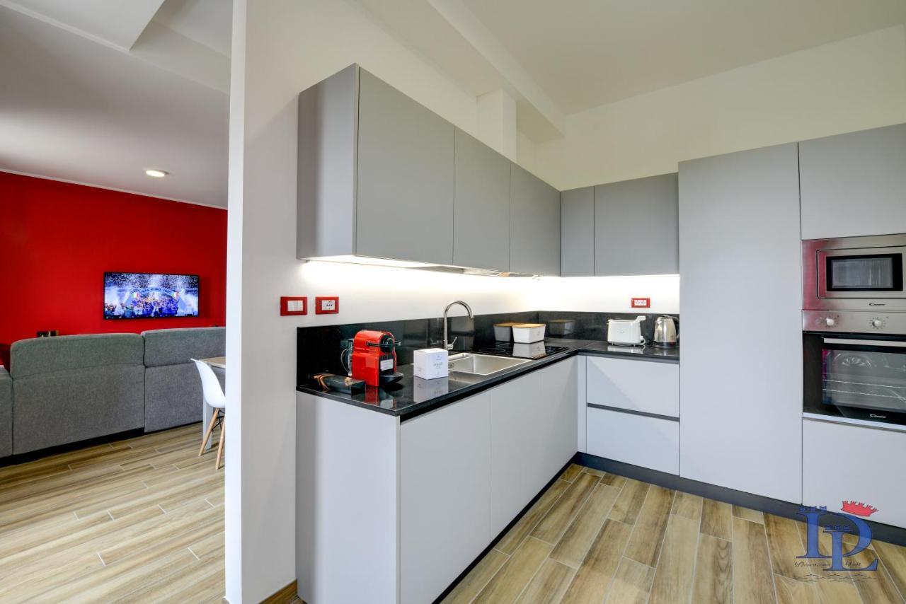Desenzanoloft Official Partner Marriott Homes & Villas - Palazzo Visconti Luxury Suite Desenzano del Garda Extérieur photo