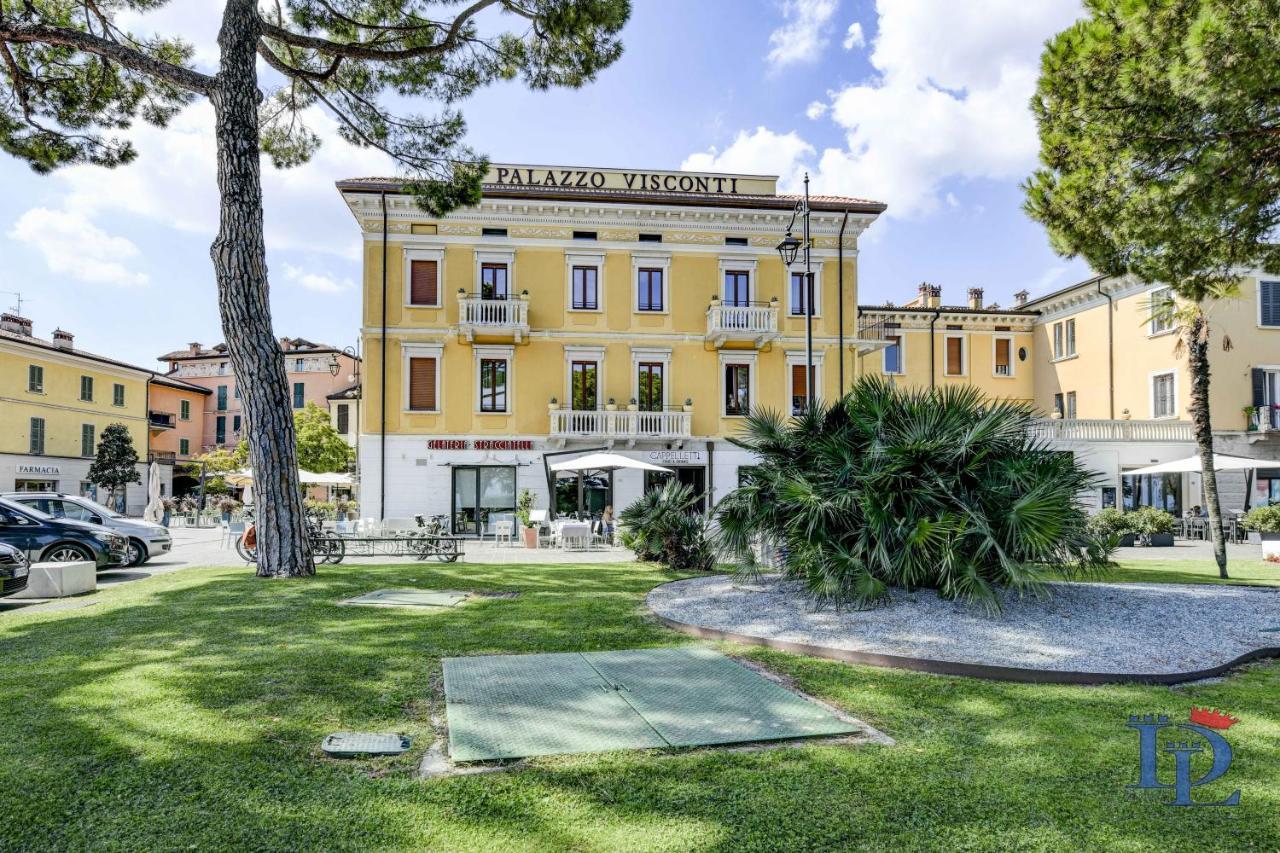 Desenzanoloft Official Partner Marriott Homes & Villas - Palazzo Visconti Luxury Suite Desenzano del Garda Extérieur photo