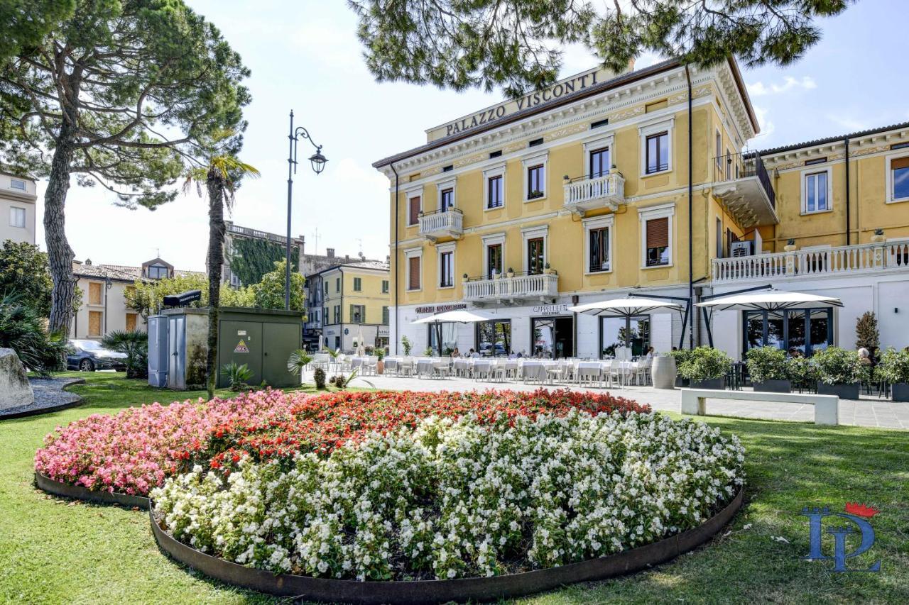 Desenzanoloft Official Partner Marriott Homes & Villas - Palazzo Visconti Luxury Suite Desenzano del Garda Extérieur photo